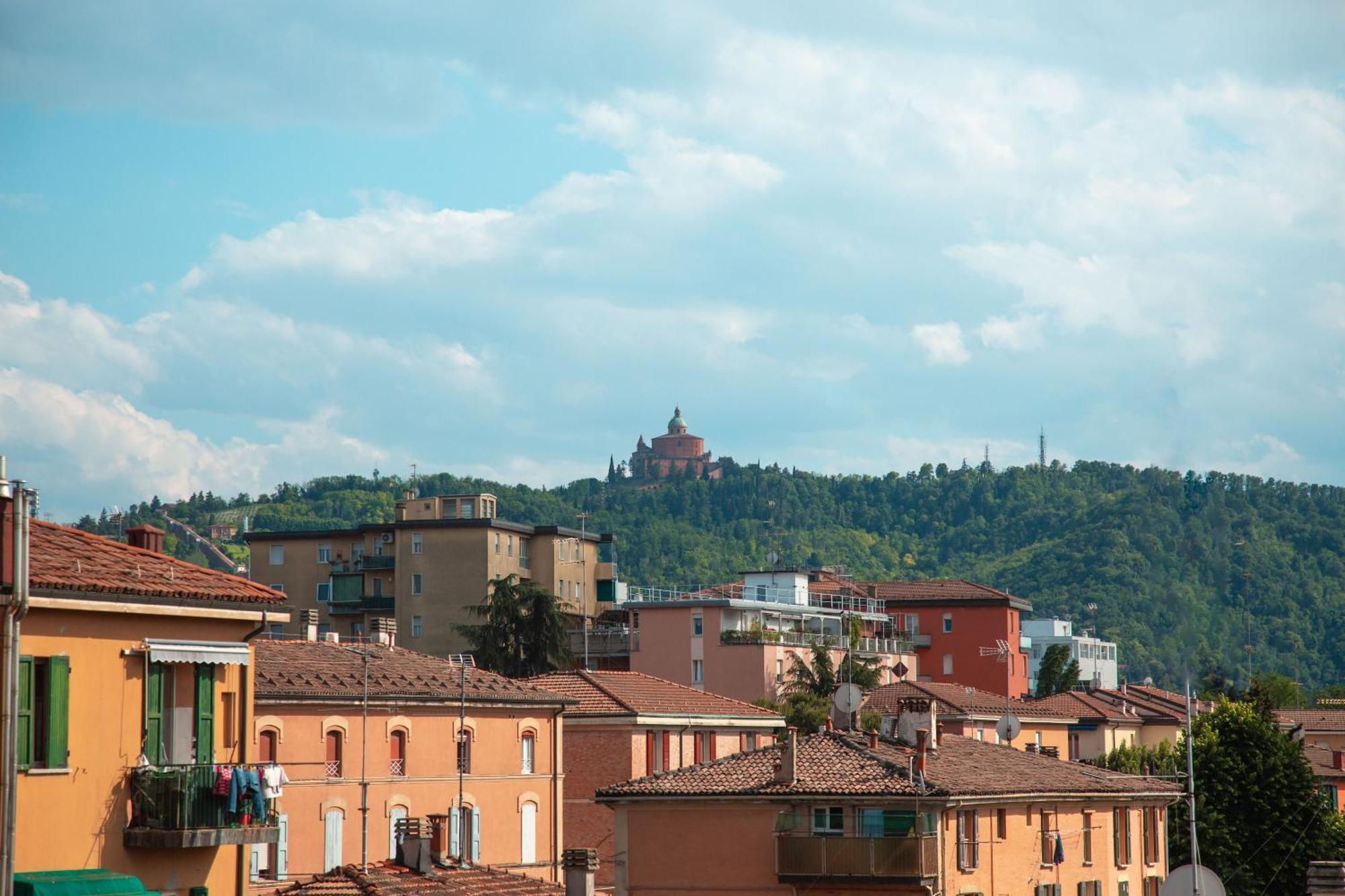 Appartamento Accogliente Con Vista San Luca Болонья Экстерьер фото